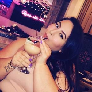 Meet your Posher, Zoe